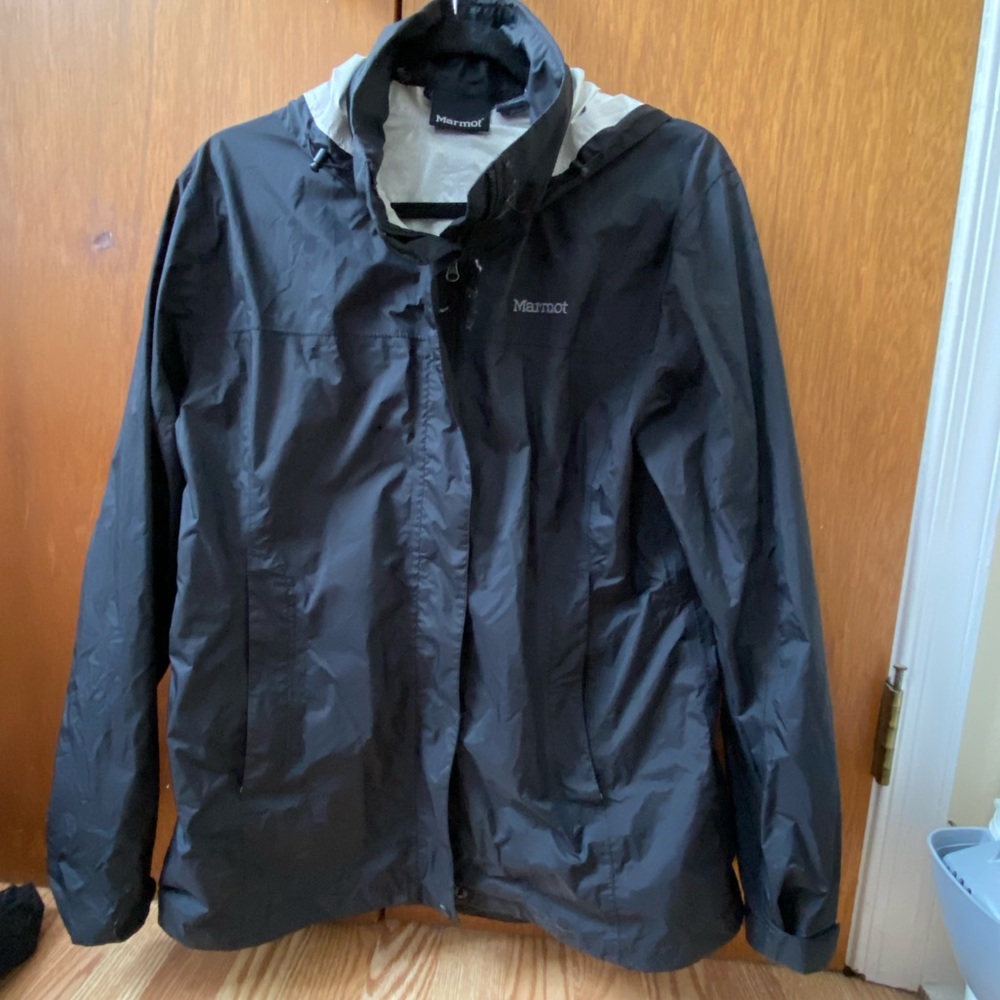 Marmot rain coat/rain jacket